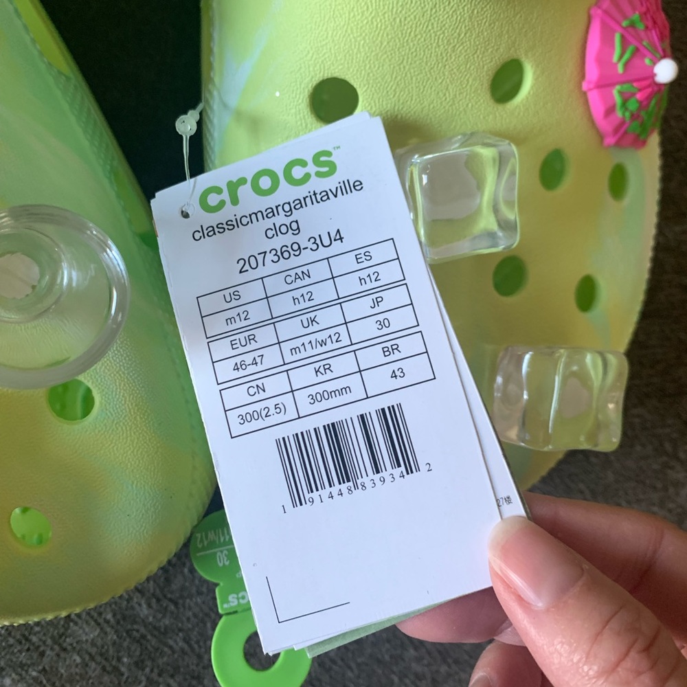 Crocs Margaritaville - Picture 11 of 15